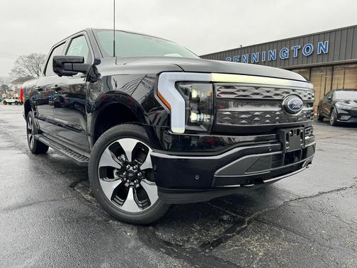 2023 Ford F-150 Lightning Platinum