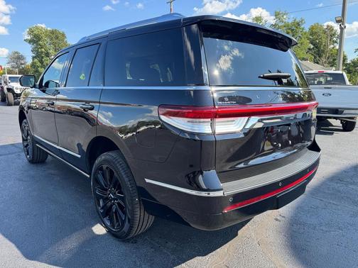 2024 Lincoln Navigator Reserve