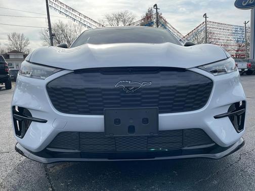 2022 Ford Mustang Mach-E GT