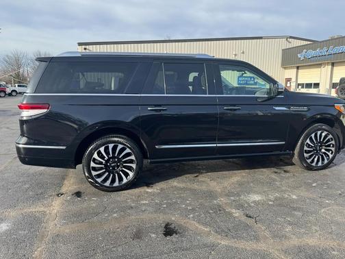 2024 Lincoln Navigator Black Label