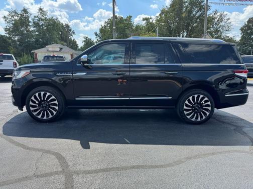 2023 Lincoln Navigator Black Label