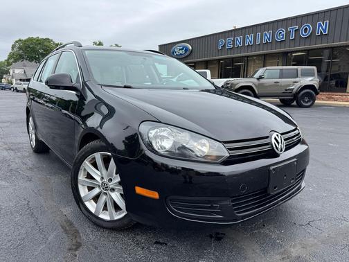Black Uni 2014 Volkswagen Jetta SportWagen DSG TDI w/Sunroof