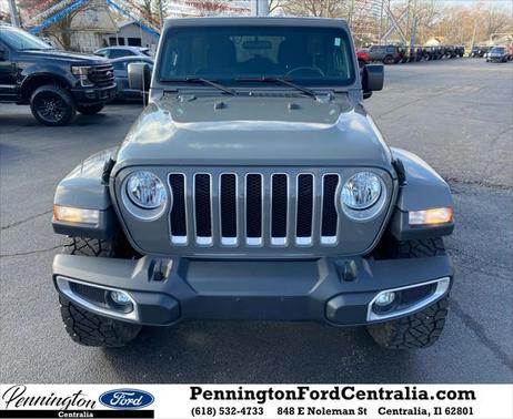 Photo 3 of 29 of 2019 Jeep Wrangler Unlimited Sahara