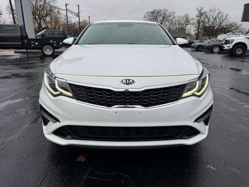 2019 Kia Optima LX