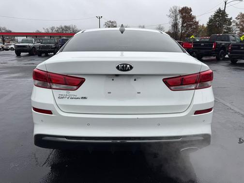 2019 Kia Optima LX