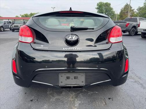 2013 Hyundai Veloster Base