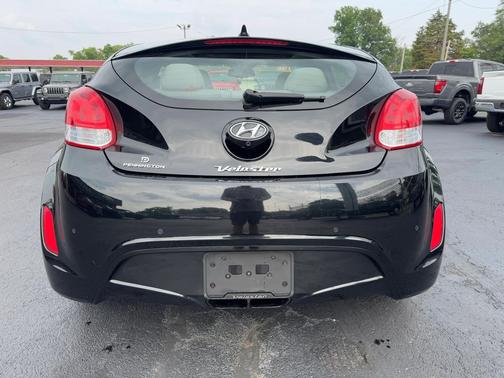 2013 Hyundai Veloster Base