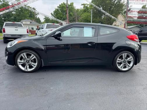 2013 Hyundai Veloster Base