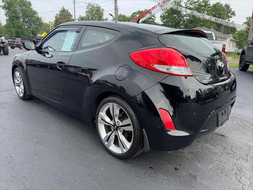 2013 Hyundai Veloster Base