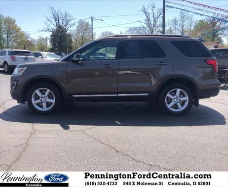 Photo 5 of 23 of 2016 Ford Explorer XLT