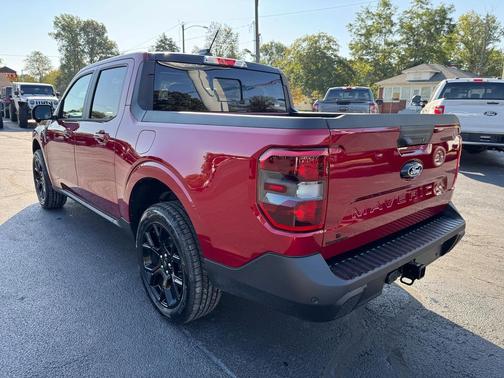2025 Ford Maverick Lariat