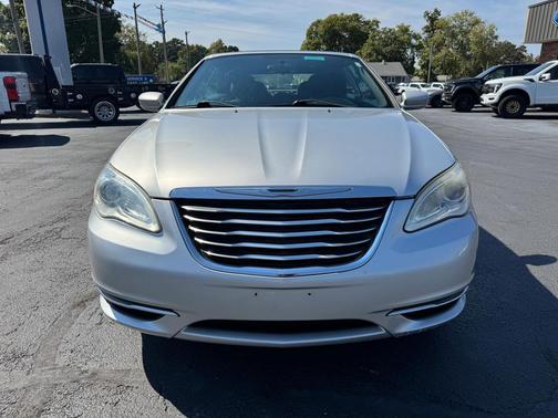 2011 Chrysler 200 Touring
