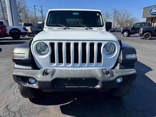 2022 Jeep Wrangler Sport S