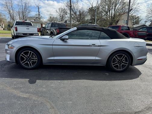 2020 Ford Mustang EcoBoost Premium
