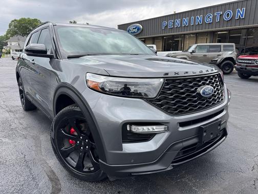 Carbonized Gray Metallic 2023 Ford Explorer ST