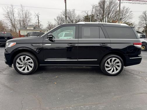 2024 Lincoln Navigator Reserve