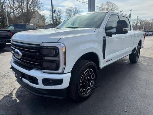 2025 Ford F-250 Platinum