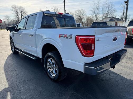 Oxford White 2022 Ford F-150 XLT