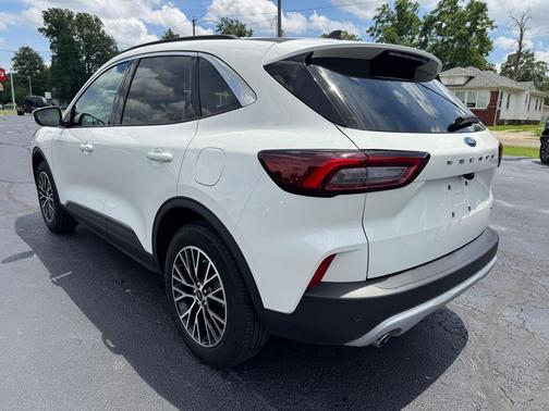 Star White Metallic Tri-Coat 2023 Ford Escape PHEV Base