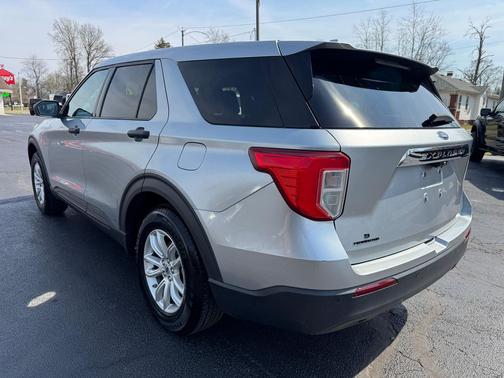 2020 Ford Explorer Base