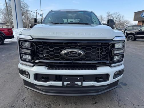 2026 Ford F-350 Lariat