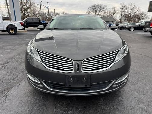 2016 Lincoln MKZ Base