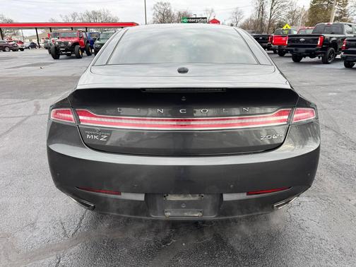 2016 Lincoln MKZ Base