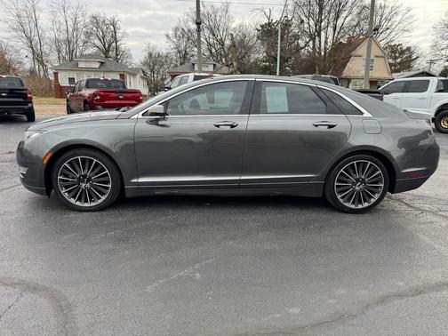 2016 Lincoln MKZ Base