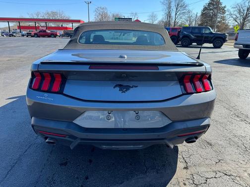 2024 Ford Mustang EcoBoost