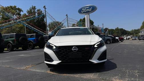 2023 Nissan Altima SR Intelligent AWD