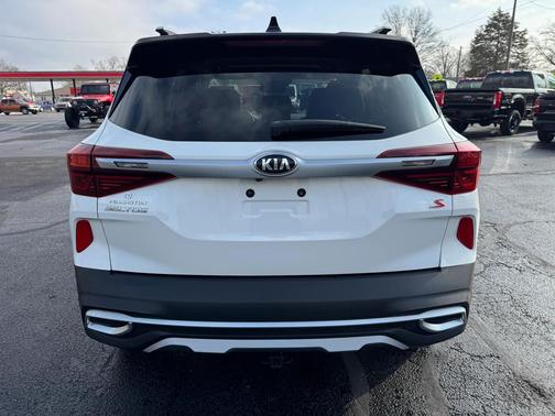 2021 Kia Seltos S
