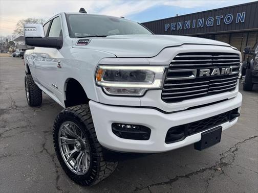 2024 RAM 2500 Laramie Crew Cab 4x4 6'4' Box