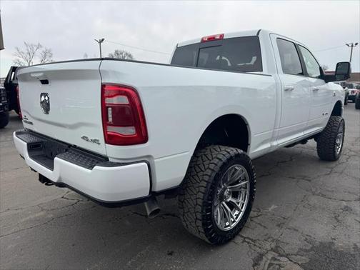 2024 RAM 2500 Laramie Crew Cab 4x4 6'4' Box