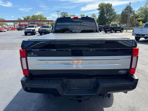 2022 Ford F-350 Platinum