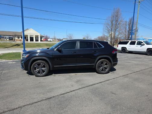 2022 Volkswagen Atlas Cross Sport 3.6L V6 SEL R-Line