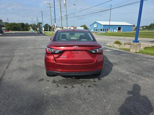 Pulse 2019 Toyota Yaris Sedan LE