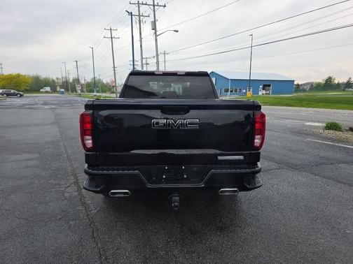 Onyx Black 2023 GMC Sierra 1500 Elevation