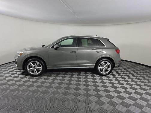 2022 Audi Q3 45 S line Premium Plus
