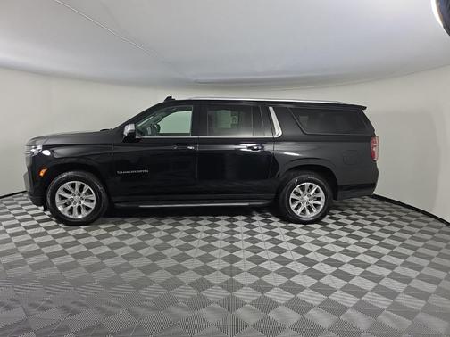 2024 Chevrolet Suburban Premier