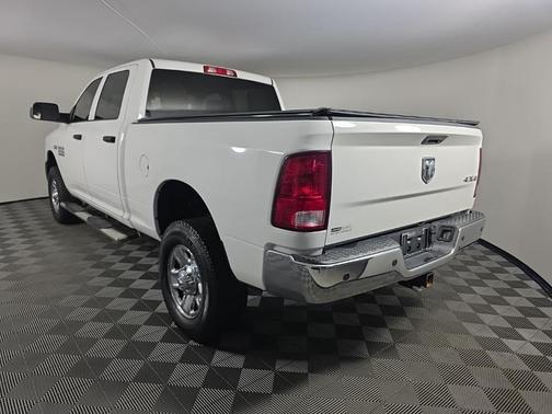2017 RAM 2500 Tradesman Crew Cab 4x4 6'4' Box