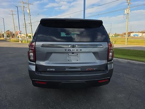 2022 Chevrolet Tahoe 4WD RST