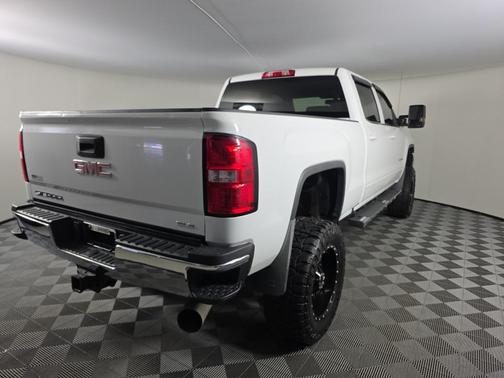 2018 GMC Sierra 2500 SLE