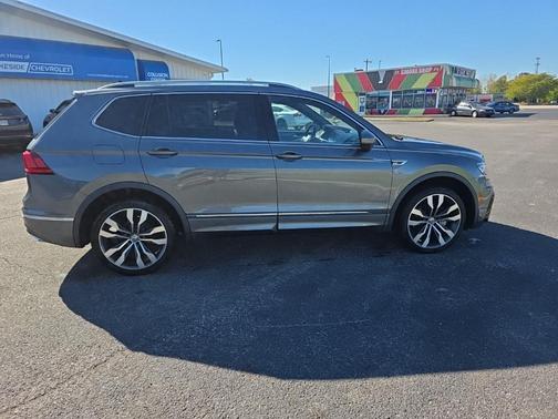 2021 Volkswagen Tiguan 2.0T SEL R-Line 4MOTION