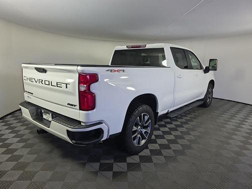 Summit White 2022 Chevrolet Silverado 1500 RST