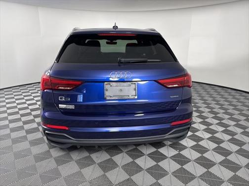 2024 Audi Q3 Premium 45 TFSI S line quattro Tiptronic