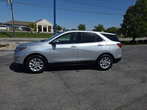 Silver Ice Metallic 2020 Chevrolet Equinox 1LT
