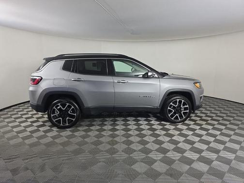 Billet Silver Metallic Clearcoat 2018 Jeep Compass Limited