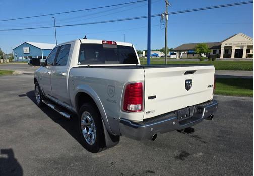 Pearl White 2017 RAM 1500 Laramie