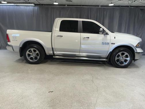 Pearl White 2017 RAM 1500 Laramie