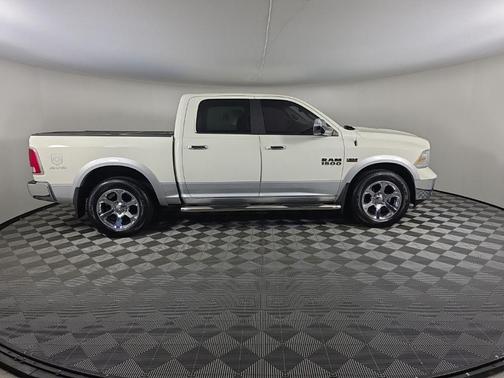 Pearl White 2017 RAM 1500 Laramie